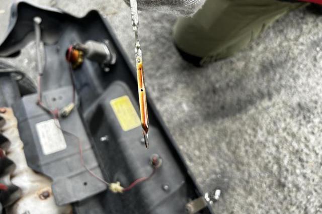 オイルの量をチェック