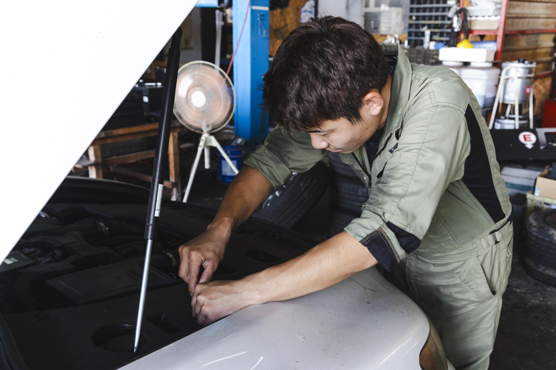 整備している画像